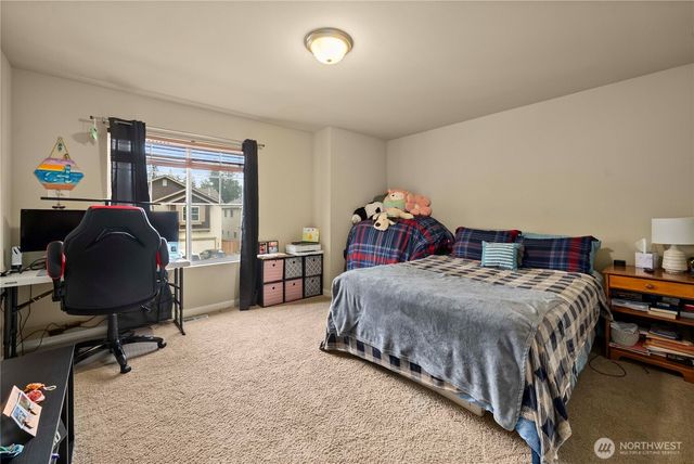 6321 Victoria Avenue SE, Auburn, WA 98092