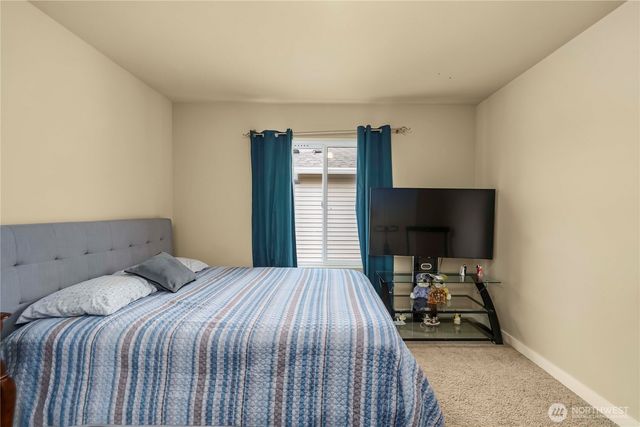 6321 Victoria Avenue SE, Auburn, WA 98092