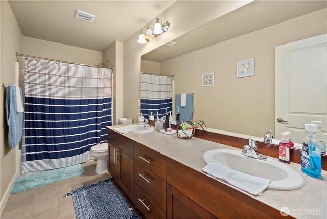 6321 Victoria Avenue SE, Auburn, WA 98092