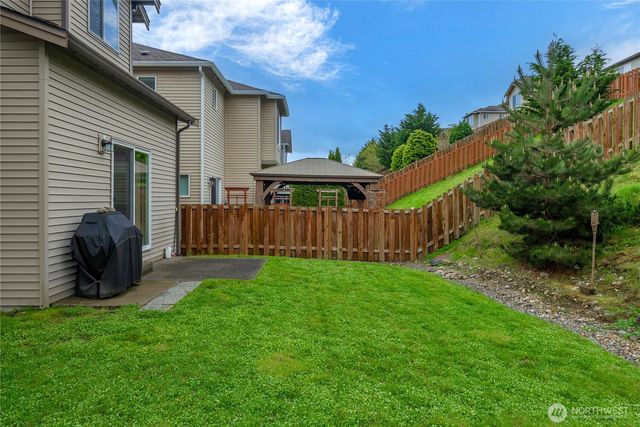 6321 Victoria Avenue SE, Auburn, WA 98092