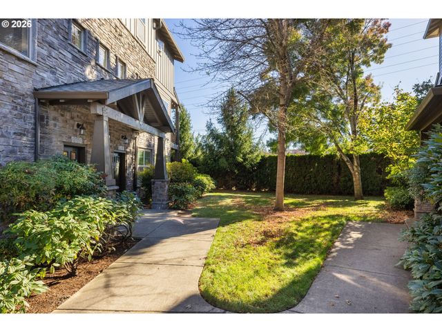 8778 Ne DELAMERE Way, Hillsboro, OR 97006