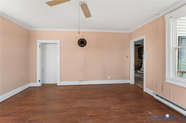 9144 General Puller Hwy, Topping, VA 23169