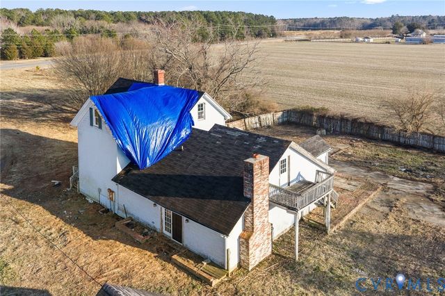 9144 General Puller Hwy, Topping, VA 23169