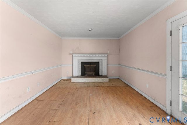 9144 General Puller Hwy, Topping, VA 23169