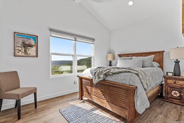 537 Dusty Saddle, Canyon Lake, TX 78133