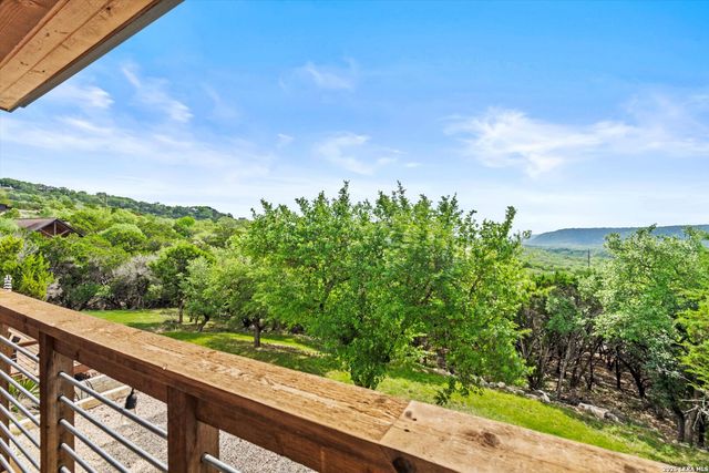 537 Dusty Saddle, Canyon Lake, TX 78133