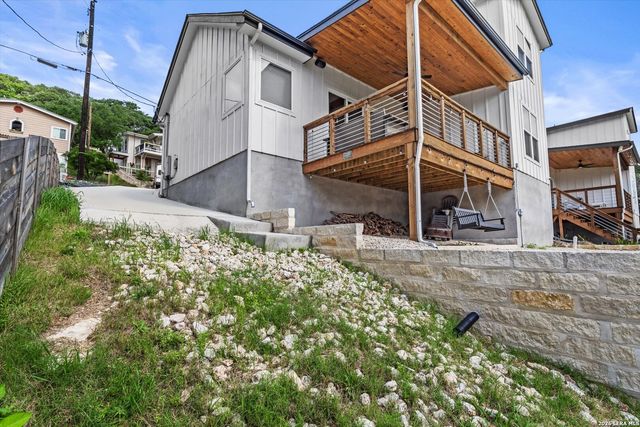 537 Dusty Saddle, Canyon Lake, TX 78133