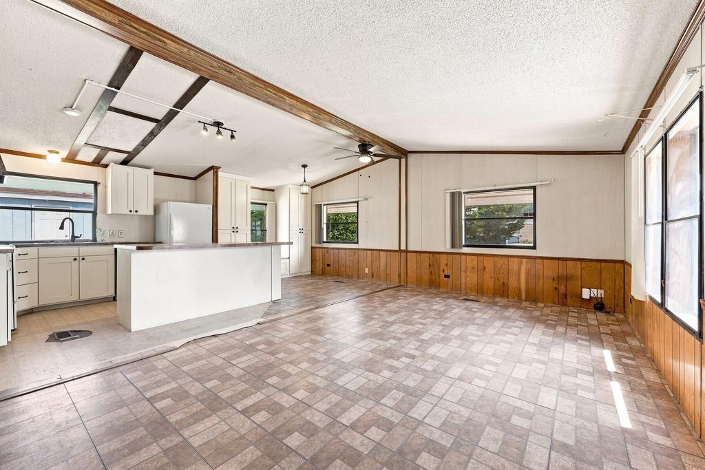 808 Avoca Avenue 8, Sheridan, WY 82801 photo 3