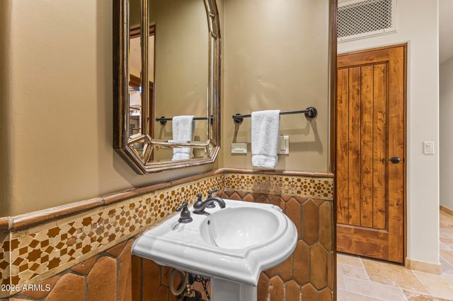 38703 N 104TH Place, Scottsdale, AZ 85262