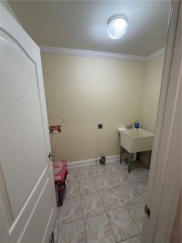 2002 Mccook NW Drive, Kennesaw, GA 30144