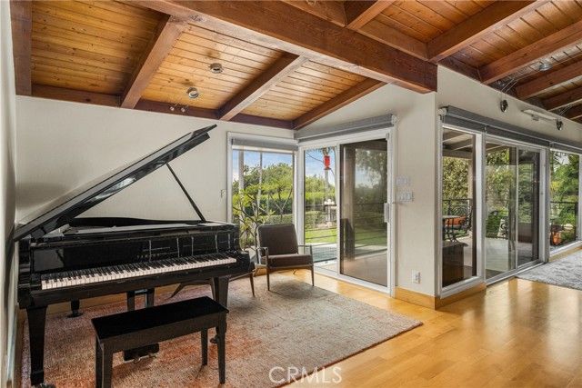 1360 Dana Pl, Fullerton, CA 92831