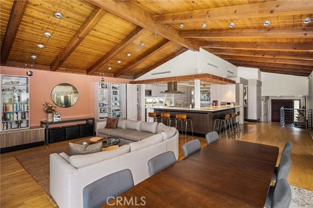 1360 Dana Pl, Fullerton, CA 92831