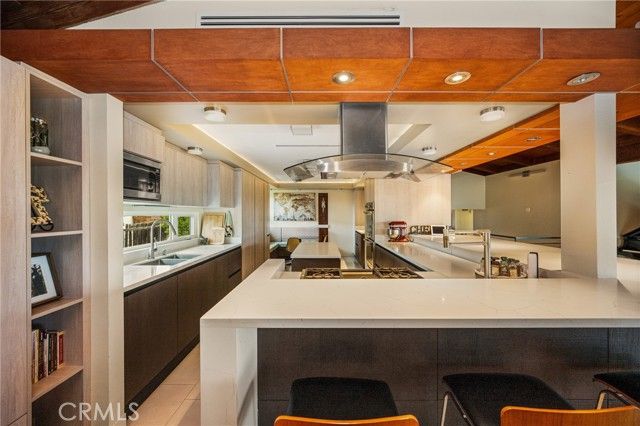 1360 Dana Pl, Fullerton, CA 92831