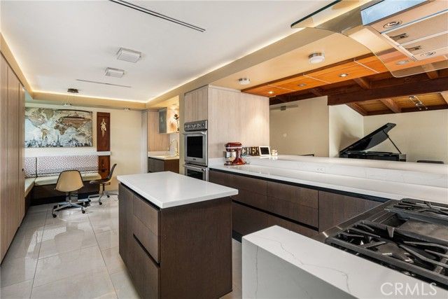 1360 Dana Pl, Fullerton, CA 92831