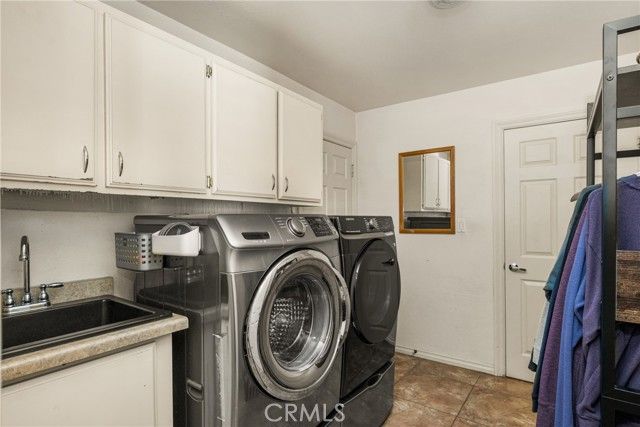 1360 Dana Pl, Fullerton, CA 92831