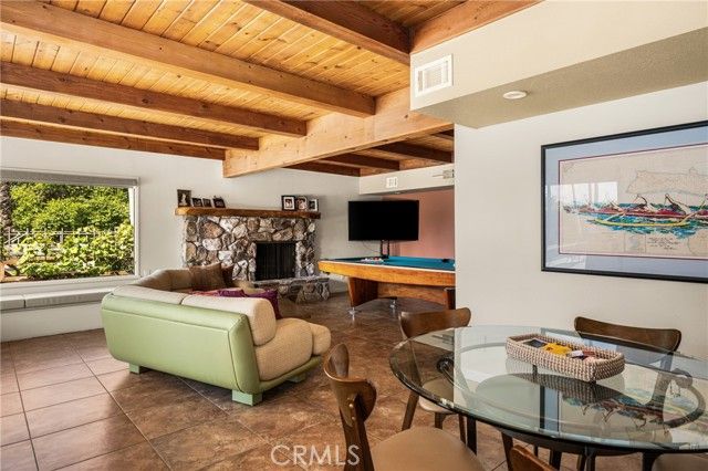 1360 Dana Pl, Fullerton, CA 92831