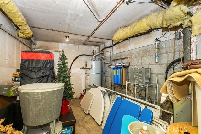 1360 Dana Pl, Fullerton, CA 92831