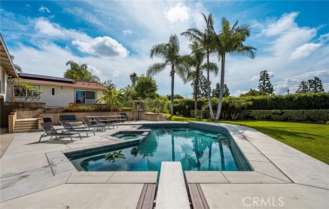 1360 Dana Pl, Fullerton, CA 92831