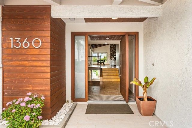 1360 Dana Pl, Fullerton, CA 92831