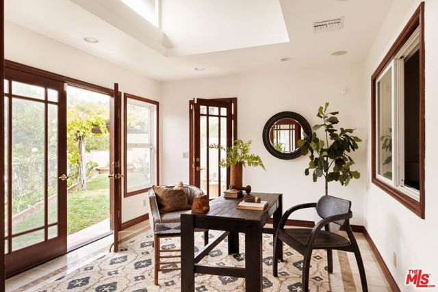 2617 Sleepy Hollow Place, Glendale, CA 91206