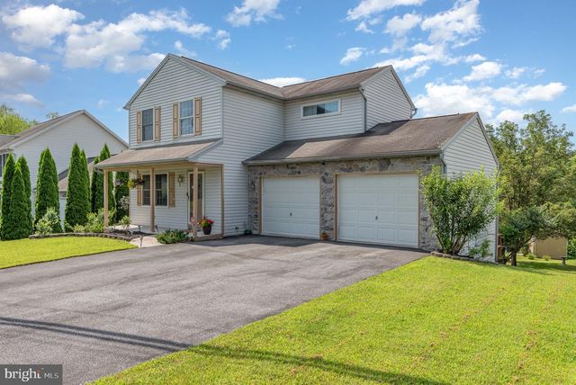 1859 BRADLEY DR, Harrisburg, PA 17110