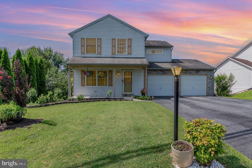 1859 BRADLEY DR, Harrisburg, PA 17110