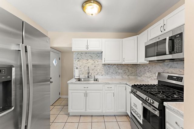 11342 S Avenue G, Chicago, IL 60617