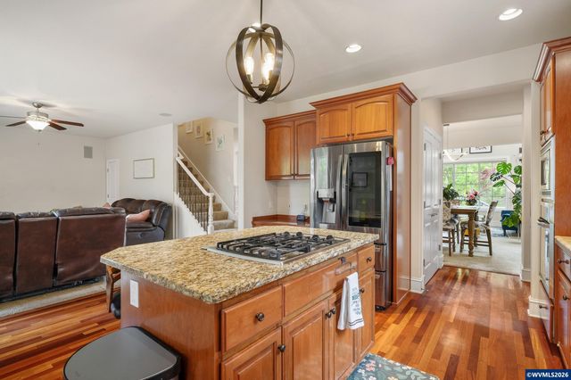 6233 SW Timber Ridge Dr, Corvallis, OR 97333