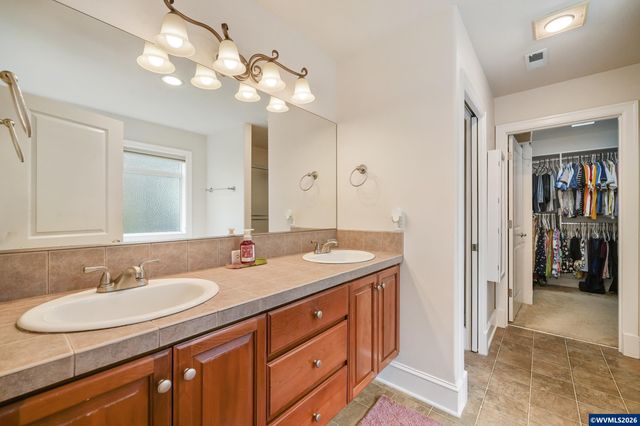 6233 SW Timber Ridge Dr, Corvallis, OR 97333