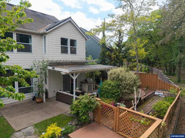 6233 SW Timber Ridge Dr, Corvallis, OR 97333
