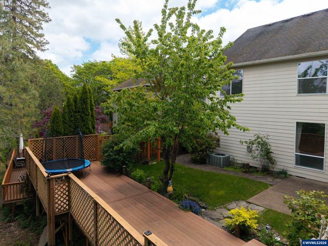 6233 SW Timber Ridge Dr, Corvallis, OR 97333