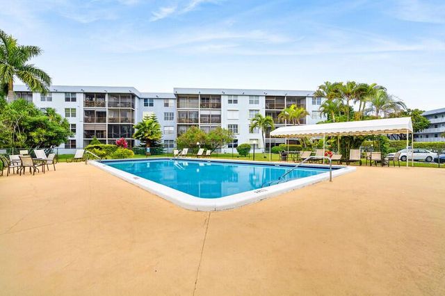 109 Royal Park Drive 3b, Oakland Park, FL 33309