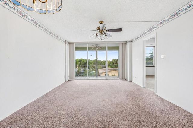 109 Royal Park Drive 3b, Oakland Park, FL 33309