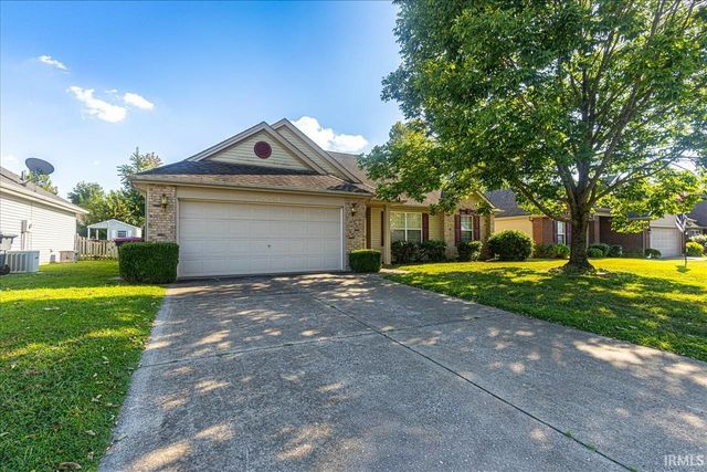 7955 Cedar Point Drive, Newburgh, IN 47630