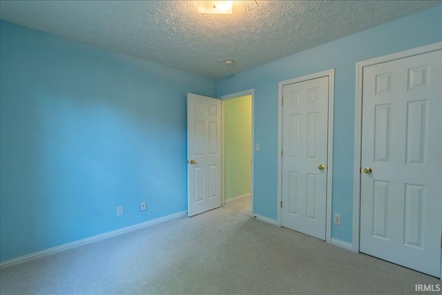 7955 Cedar Point Drive, Newburgh, IN 47630