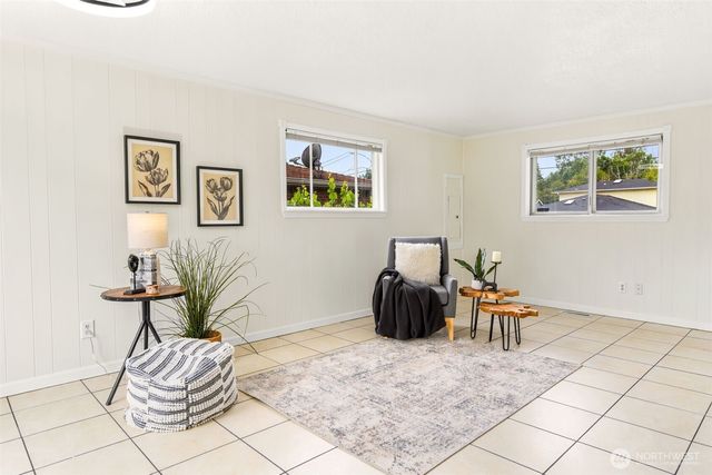8423 E D Street, Tacoma, WA 98445