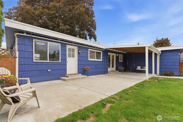 8423 E D Street, Tacoma, WA 98445