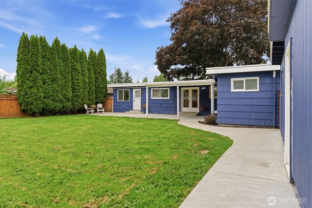 8423 E D Street, Tacoma, WA 98445