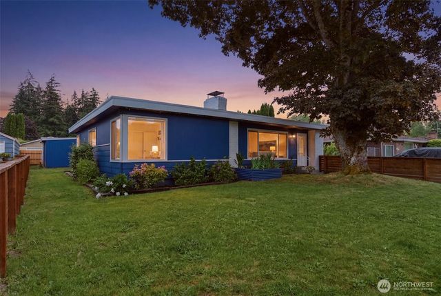 8423 E D Street, Tacoma, WA 98445
