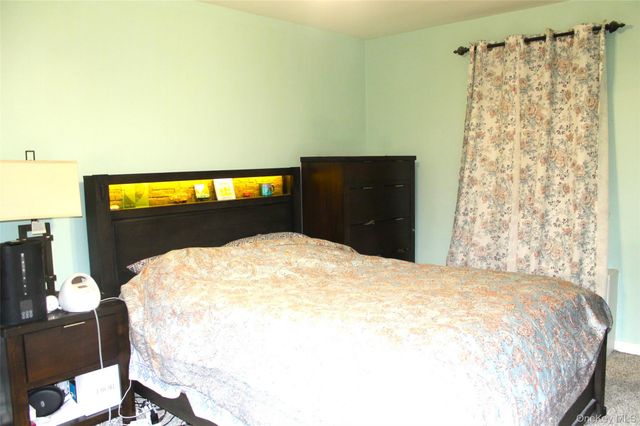 87-30 204th Street B-56, Hollis, NY 11423