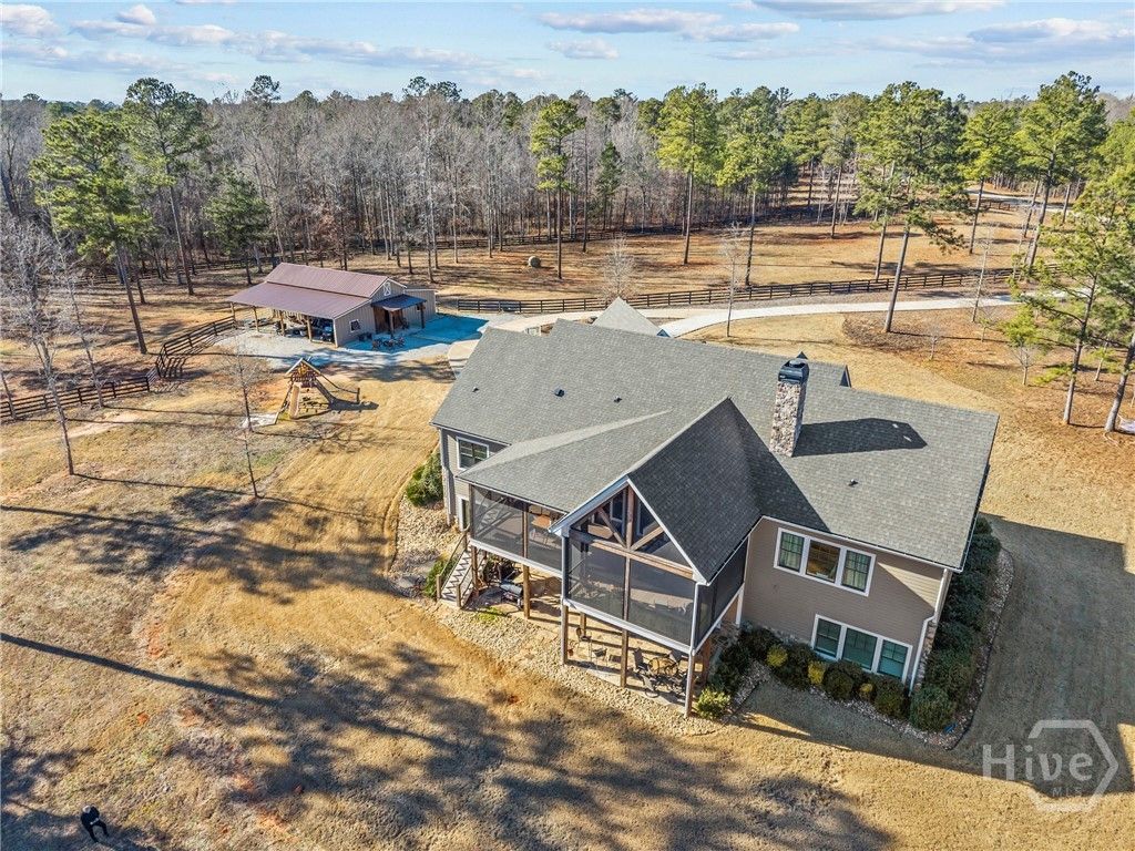 Image 7 of property listing at 1081 Apalachee Ridge, Madison, GA 30650