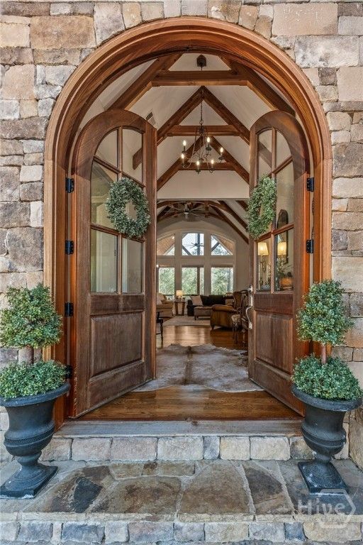 Image 9 of property listing at 1081 Apalachee Ridge, Madison, GA 30650