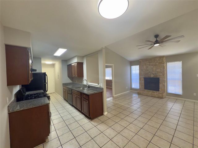 2012 Margalene B WAY B, Austin, TX 78728