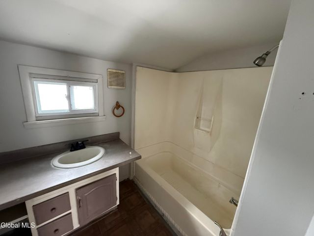 232 3rd Street, Scotia, NY 12302