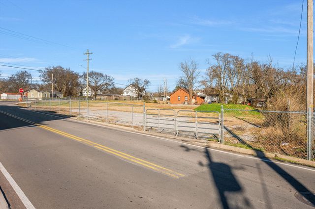 3212 Hydes Ferry Rd, Nashville, TN 37218