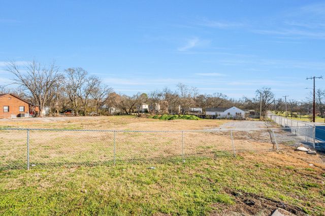 3212 Hydes Ferry Rd, Nashville, TN 37218