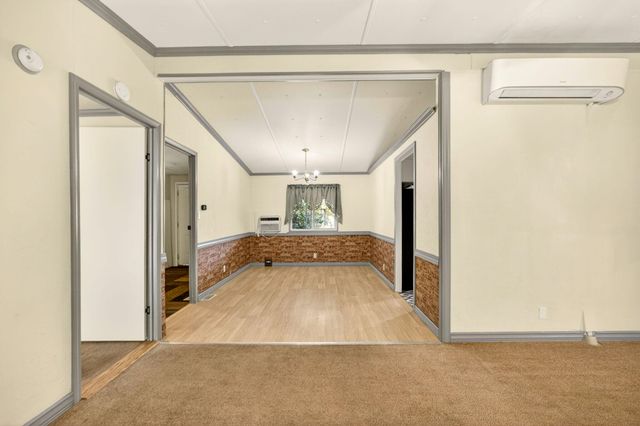 3555 S Pacific Highway SPC 223, Medford, OR 97501