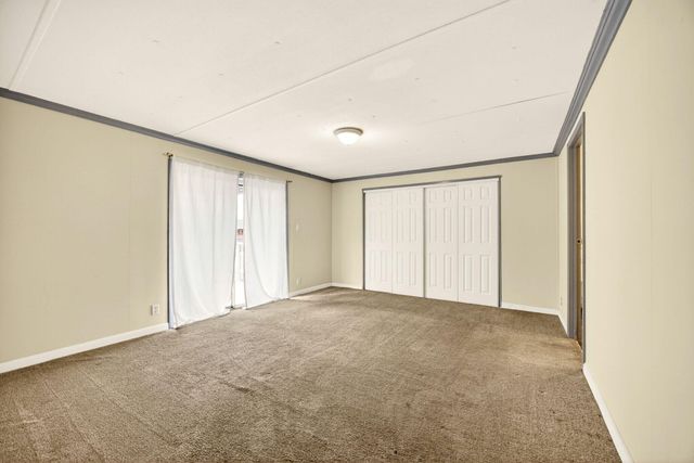 3555 S Pacific Highway SPC 223, Medford, OR 97501