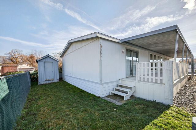 3555 S Pacific Highway SPC 223, Medford, OR 97501