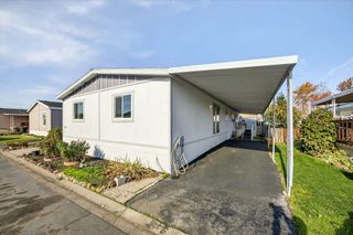 3555 S Pacific Highway SPC 223, Medford, OR 97501